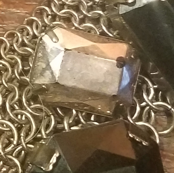 R.J.Graziano Mesh Bib Statement Necklace - Picture 7 of 7